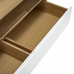 Studio Copenhagen Meuble TV Loca IV - Blanc / Chêne sauvage clair 29 Studio Copenhagen Meuble TV Loca IV - Blanc / Chêne sauvage clair -loftscape Boutique 1000005416 150 GALLERYIMAGES P000000001000005416