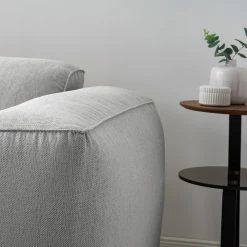 Studio Copenhagen Canapé 3 places HUDSON - Tissu Saia: Gris clair 24 Studio Copenhagen Canapé 3 places HUDSON - Tissu Saia: Gris clair -loftscape Boutique 1000009285 201130 15532000071 DETAILS P000000001000009285