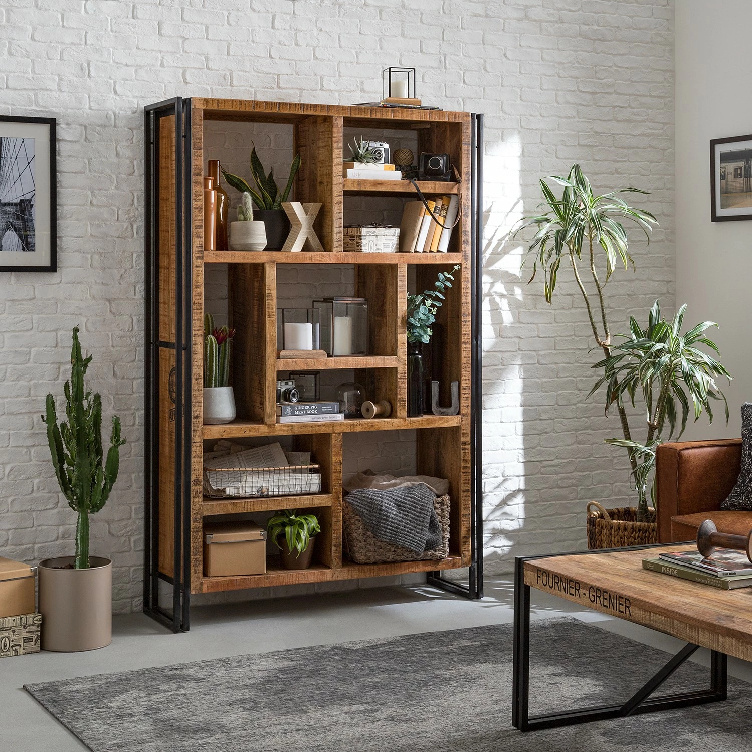 Wolf-Möbel Étagère Iron II - Manguier massif / Fer 4 Wolf-Möbel Étagère Iron II - Manguier massif / Fer – Image 2