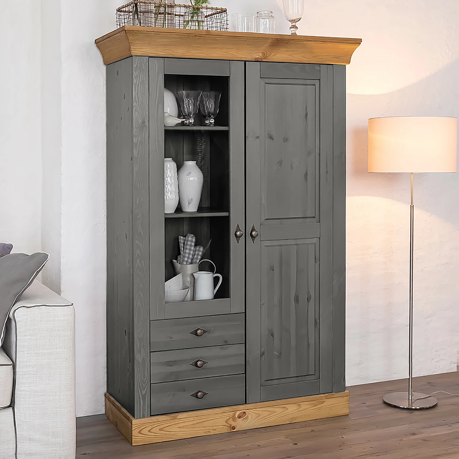 Maison Belfort Armoire vitrine Bergen - Epicéa gris / Epicéa lessivé 4 Maison Belfort Armoire vitrine Bergen - Epicéa gris / Epicéa lessivé – Image 2