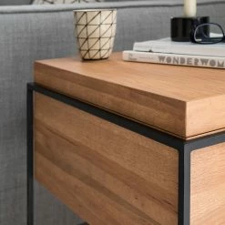 Studio Copenhagen Table d’appoint Cubus - Chêne -loftscape Boutique 1000114081 190417 14473400026 GALLERYIMAGES P000000001000114081