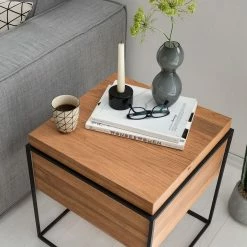 Studio Copenhagen Table d’appoint Cubus - Chêne -loftscape Boutique 1000114081 190417 14473400027 GALLERYIMAGES P000000001000114081