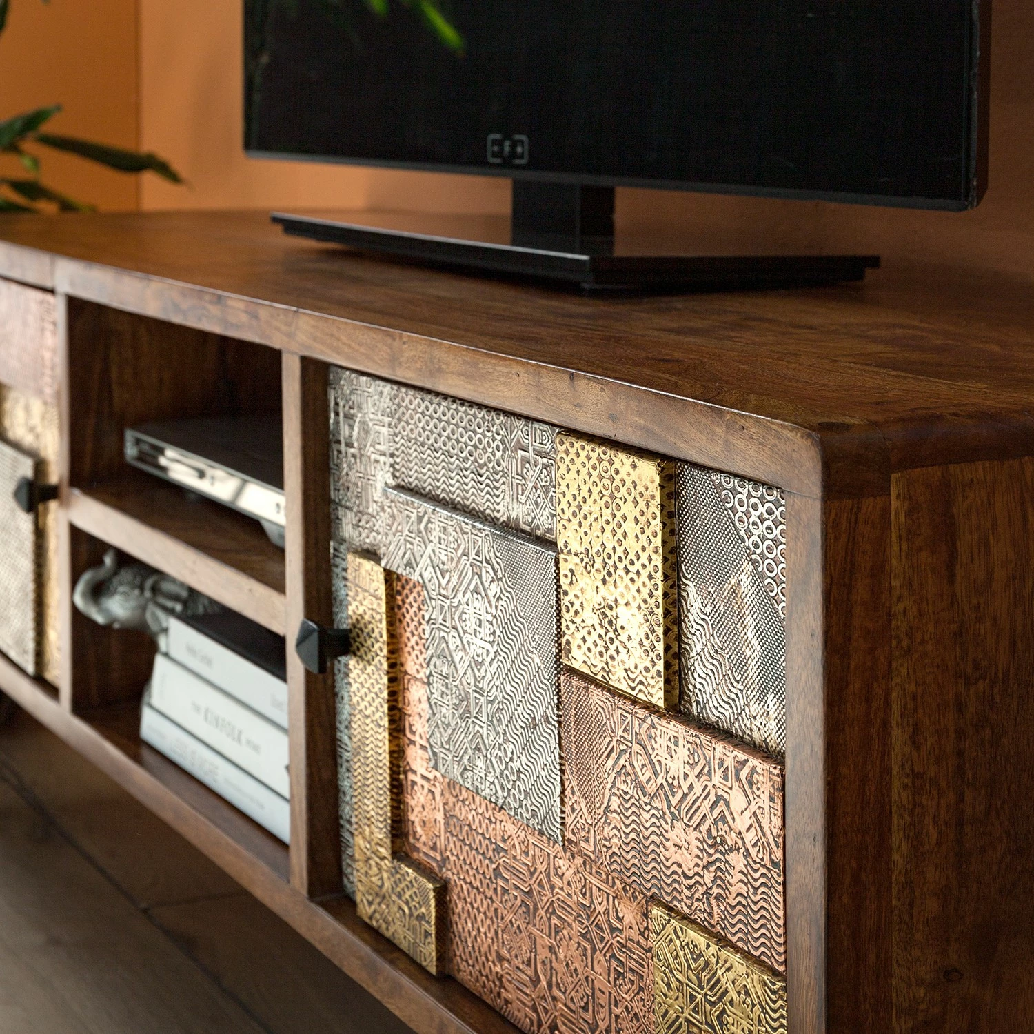 Wolf-Möbel Meuble TV Orient - Acacia massif / Métal - Multicolore 13 Wolf-Möbel Meuble TV Orient - Acacia massif / Métal - Multicolore – Image 11