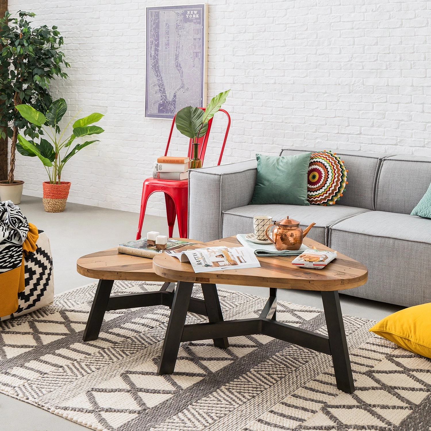 Ars manufacti Table basse Tamati II - Pin ancien / Métal - Pin foncé / Noir 4 Ars manufacti Table basse Tamati II - Pin ancien / Métal - Pin foncé / Noir – Image 2