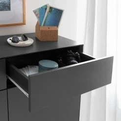 Mørteens Meuble à chaussures Lindholm II - Partiellement en chêne massif - Gris -loftscape Boutique 1000119255 190214 13124500004 GALLERYIMAGES P000000001000119255