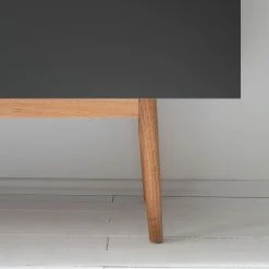 Mørteens Buffet Lindholm III - Partiellement en chêne massif - Gris -loftscape Boutique 1000119257 190214 13124600011 GALLERYIMAGES P000000001000119257