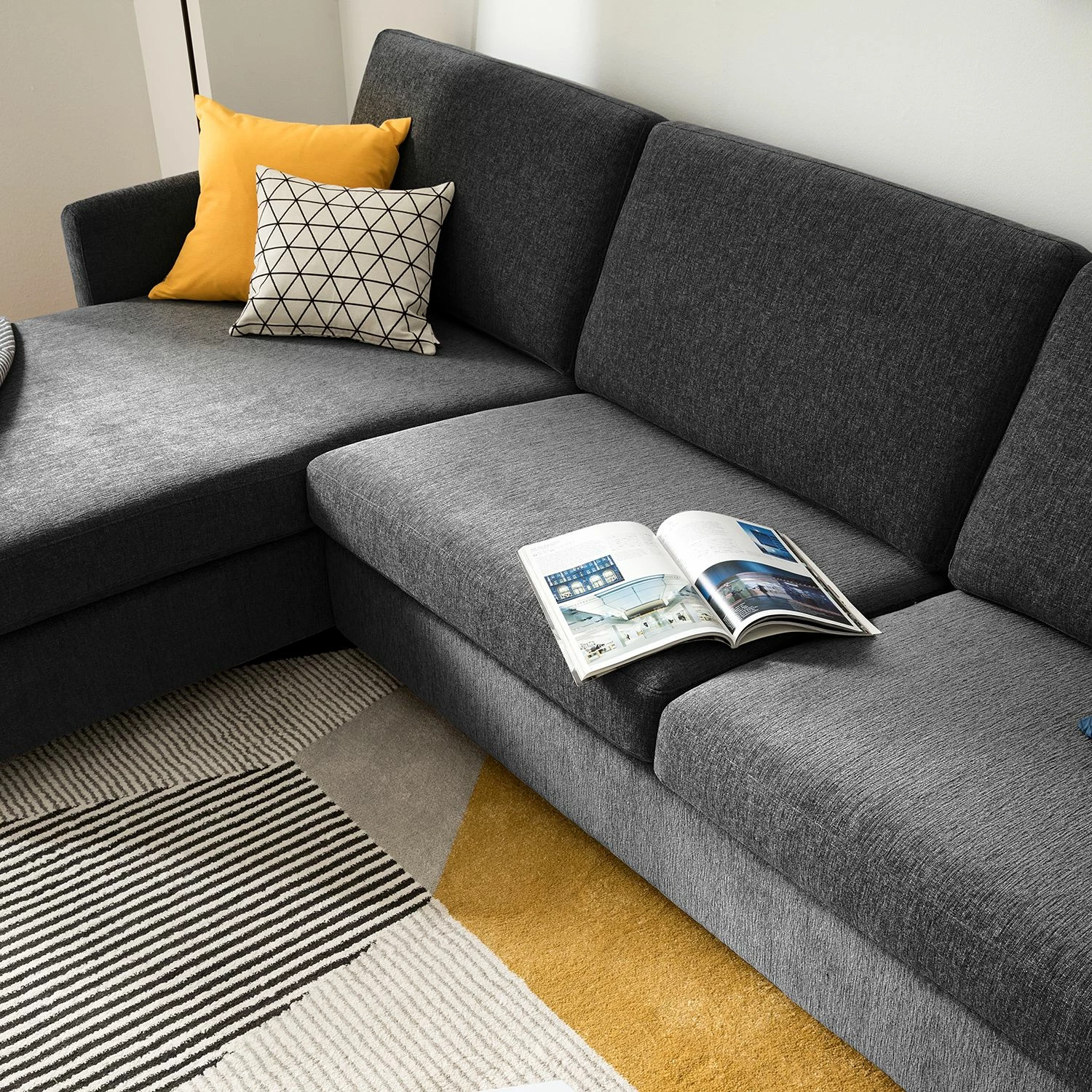 Fredriks Canapé d’angle Cipo I - Noir chiné - Méridienne courte à gauche (vue de face) 10 Fredriks Canapé d’angle Cipo I - Noir chiné - Méridienne courte à gauche (vue de face) – Image 8