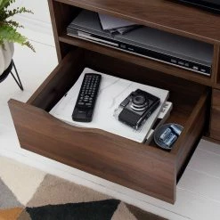 Mørteens Meuble TV Gjora II - Partiellement en hévéa massif - Noyer 25 Mørteens Meuble TV Gjora II - Partiellement en hévéa massif - Noyer -loftscape Boutique 1000123453 190325 11253000003 GALLERYIMAGES P000000001000123453