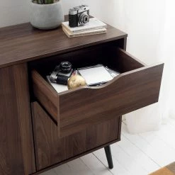 Mørteens Commode Gjora I - Partiellement en hévéa massif - Noyer -loftscape Boutique 1000123695 190325 11253100008 GALLERYIMAGES P000000001000123695