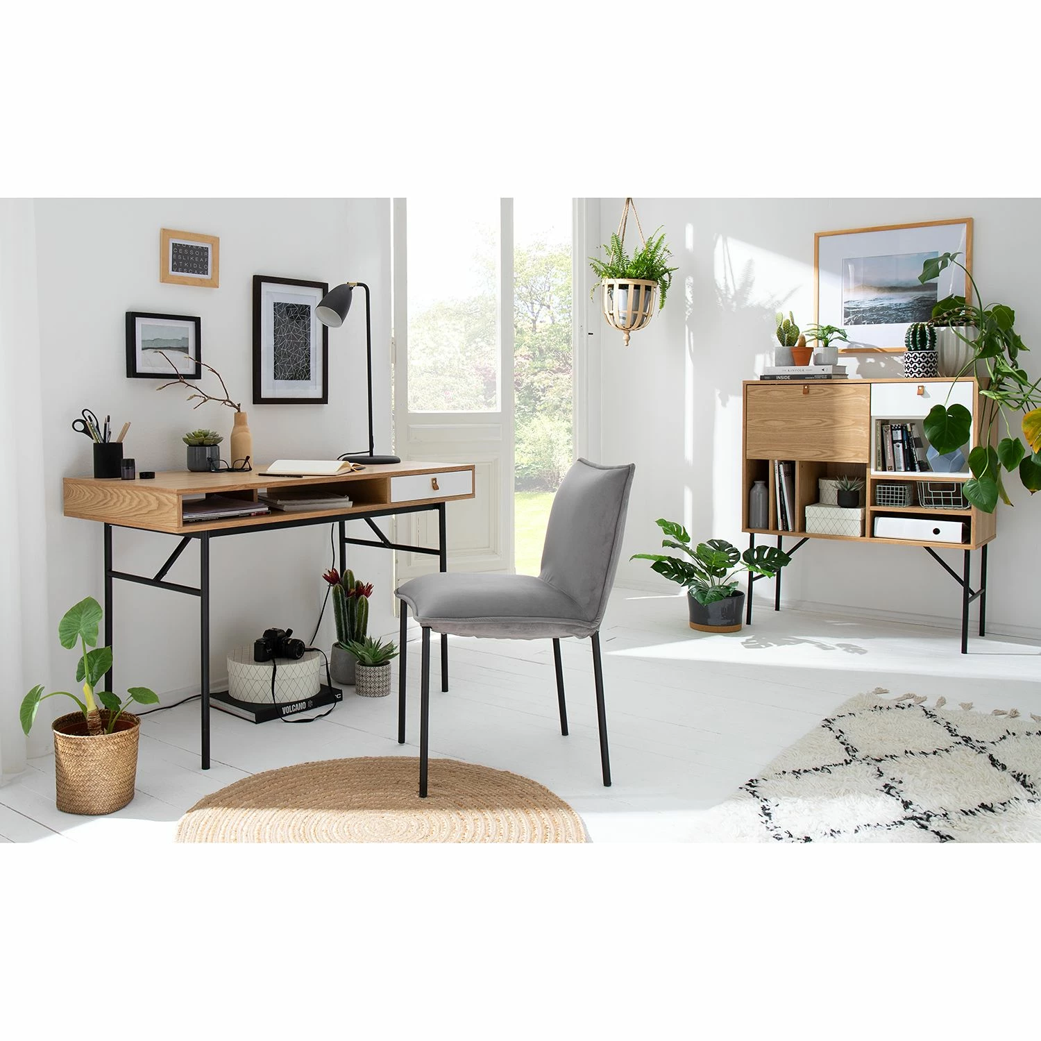 Studio Copenhagen Commode Vallsta II - Frêne / Noir 4 Studio Copenhagen Commode Vallsta II - Frêne / Noir – Image 2