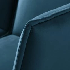 Jack & Alice Canapé Dorado (2 places) - Velours - Bleu marine 44 Jack & Alice Canapé Dorado (2 places) - Velours - Bleu marine -loftscape Boutique 1000151984 190319 10014500021 GALLERYIMAGES P000000001000151984