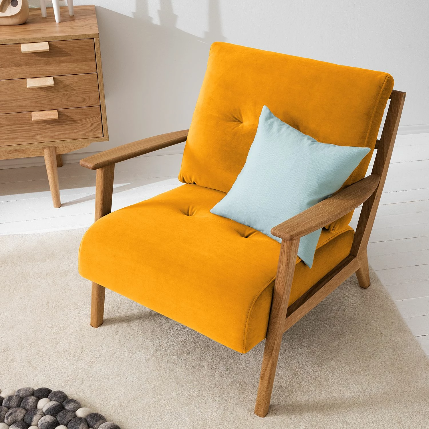 Studio Copenhagen Fauteuil TIMON - Velours Shyla: Jaune moutarde 5 Studio Copenhagen Fauteuil TIMON - Velours Shyla: Jaune moutarde – Image 3