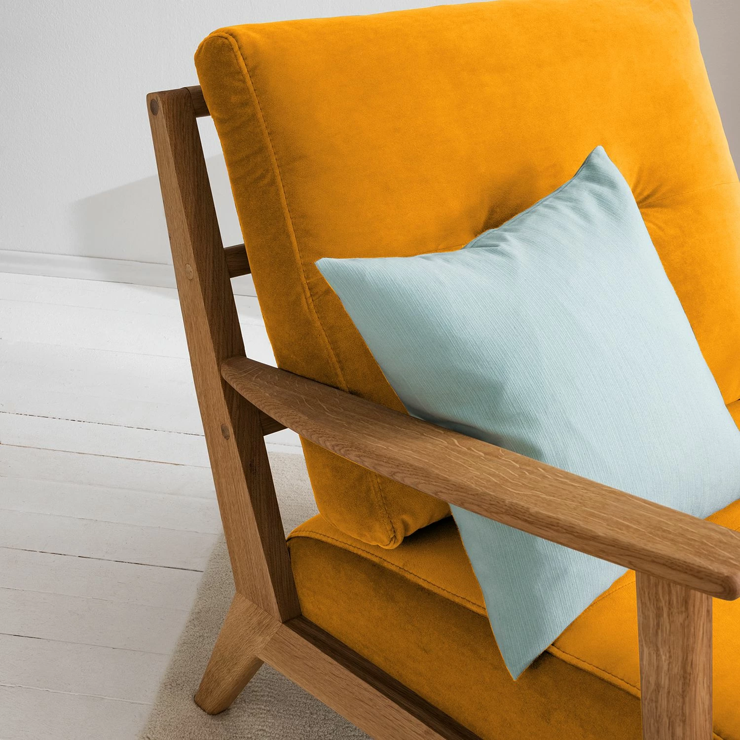 Studio Copenhagen Fauteuil TIMON - Velours Shyla: Jaune moutarde 10 Studio Copenhagen Fauteuil TIMON - Velours Shyla: Jaune moutarde – Image 8