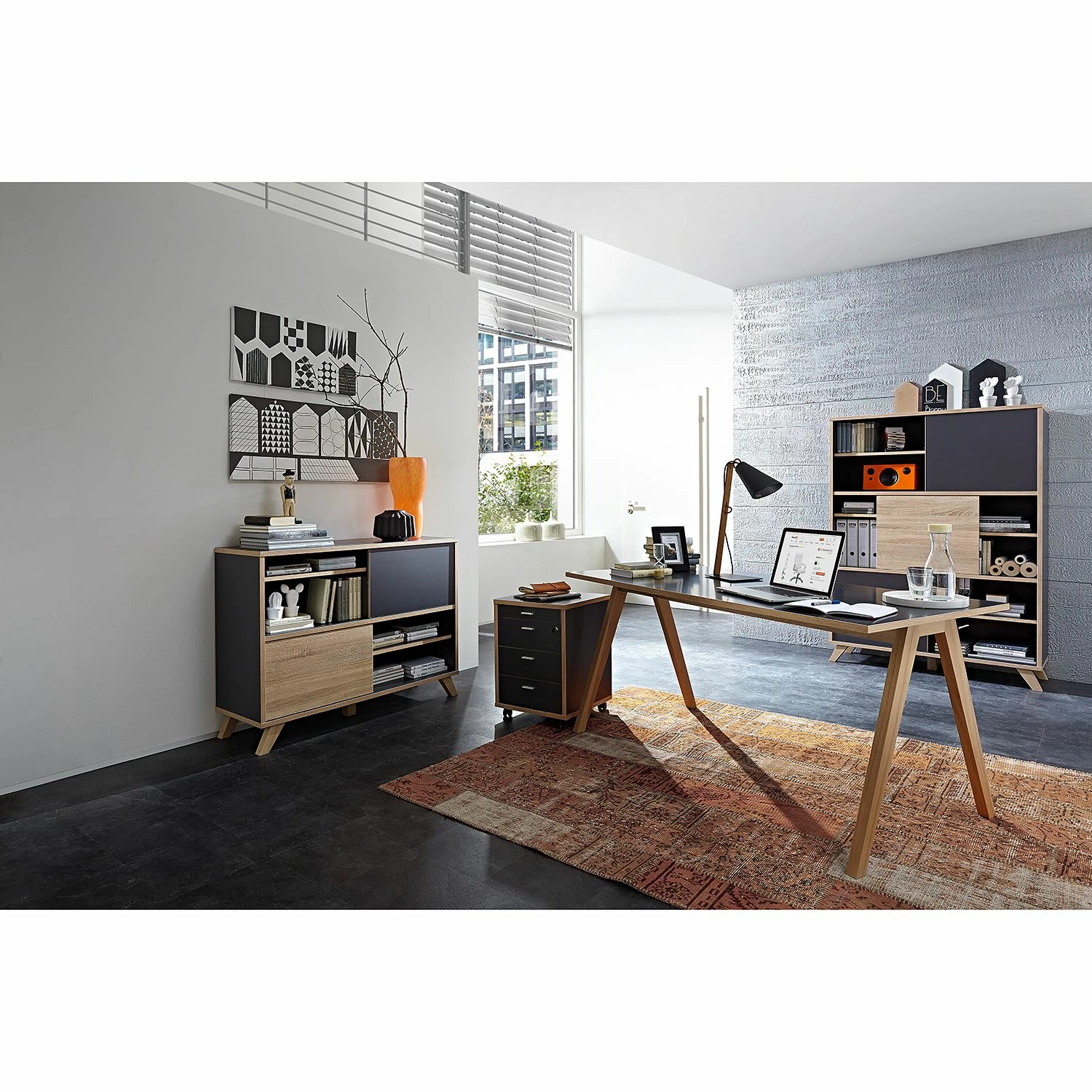 Germania Buffet Svene - Anthracite / Imitation chêne de Sonoma - Largeur : 120 cm 4 Germania Buffet Svene - Anthracite / Imitation chêne de Sonoma - Largeur : 120 cm – Image 2