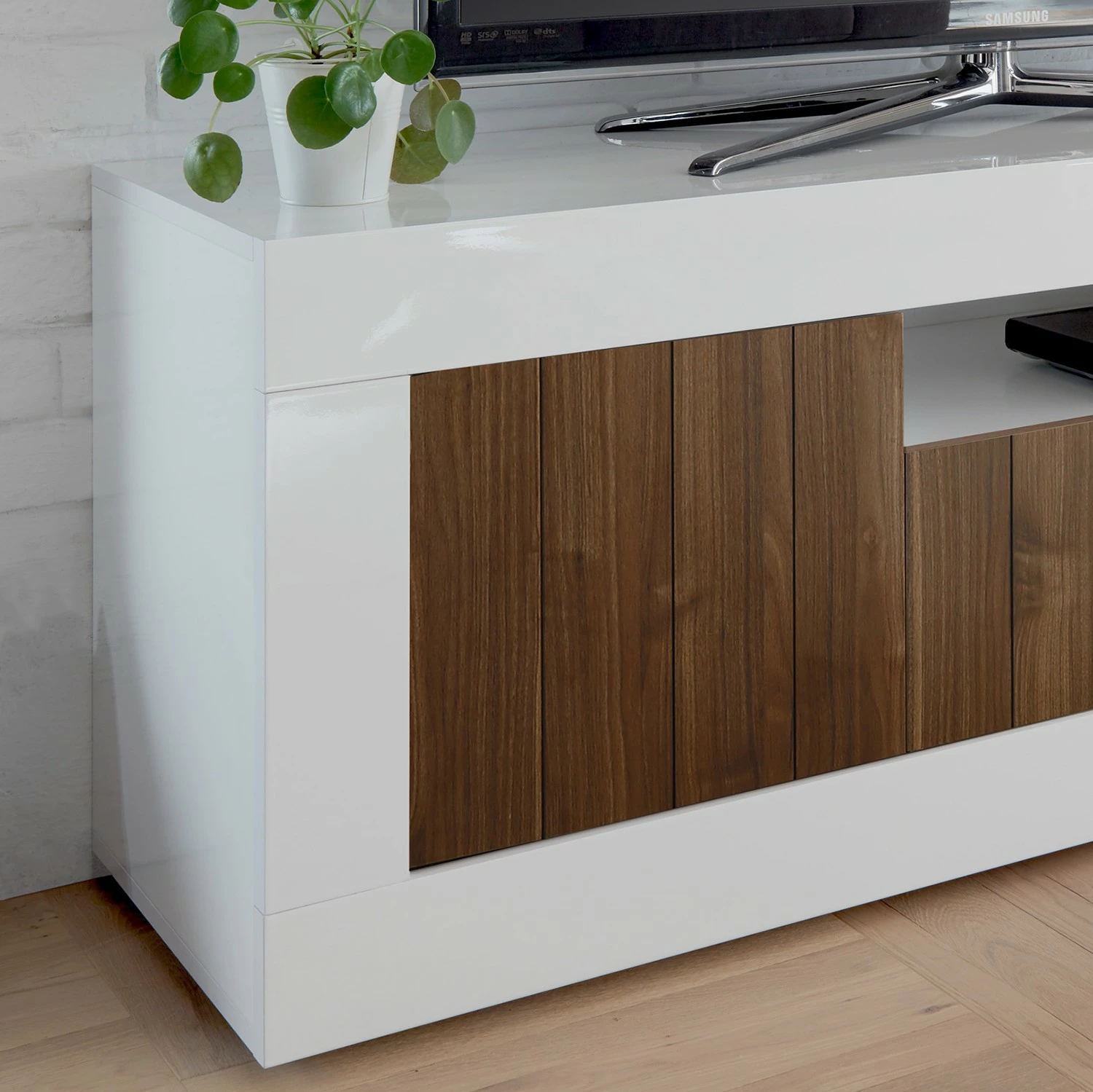 LC Spa Meuble TV Urbino - Imitation noisetier / Blanc 8 LC Spa Meuble TV Urbino - Imitation noisetier / Blanc – Image 6