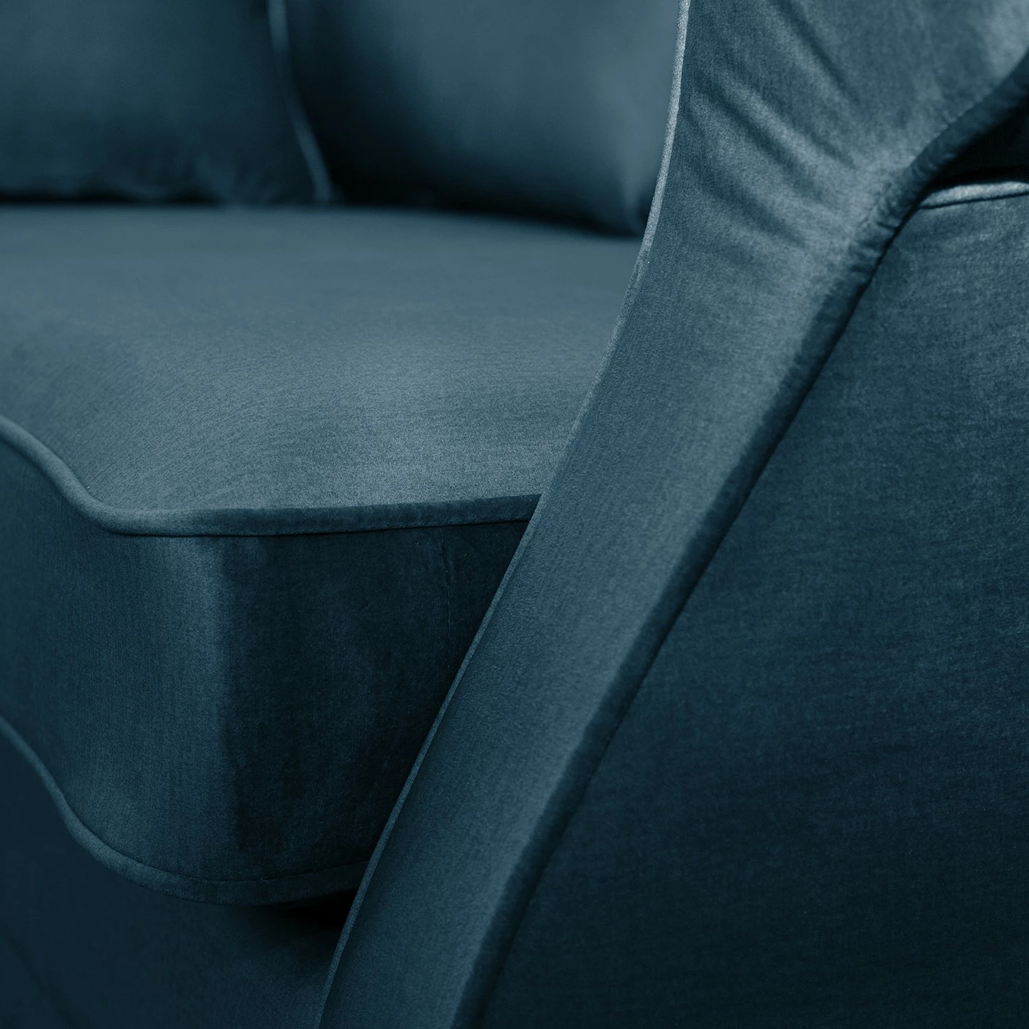 Maison Belfort Canapé Killara (2 places) - Velours - Bleu marine 14 Maison Belfort Canapé Killara (2 places) - Velours - Bleu marine – Image 12