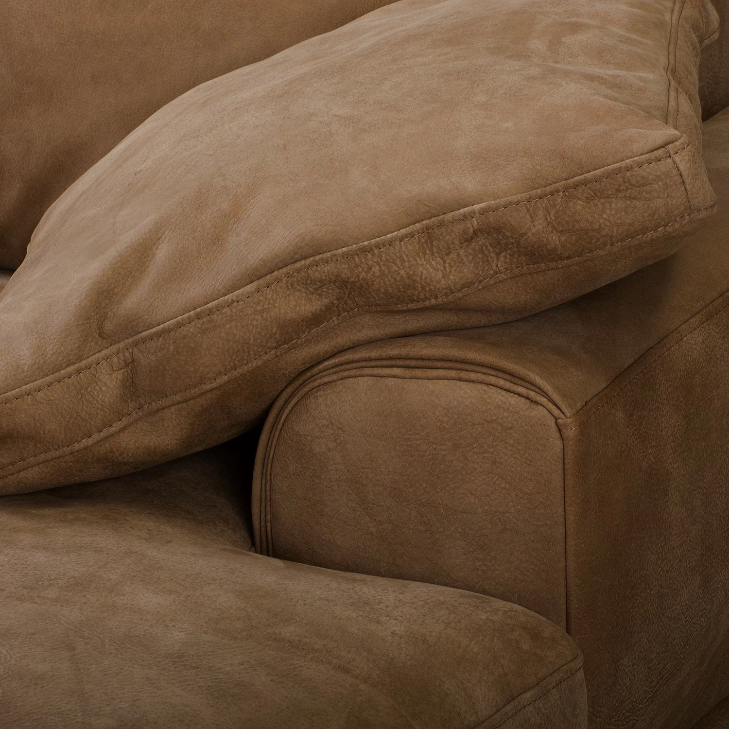 Ars manufacti Canapé d’angle Hendra I - Cuir véritable - Marron - Méridienne courte à droite (vue de face) 13 Ars manufacti Canapé d’angle Hendra I - Cuir véritable - Marron - Méridienne courte à droite (vue de face) – Image 11