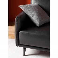 Studio Copenhagen Canapé Harlev (3 places) - Cuir véritable - Noir 31 Studio Copenhagen Canapé Harlev (3 places) - Cuir véritable - Noir -loftscape Boutique 1000179415 200421 11333500004 DETAILS P000000001000179415