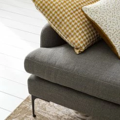 Studio Copenhagen Canapé Peritz (3 places) - Tissu - Gris / Beige 22 Studio Copenhagen Canapé Peritz (3 places) - Tissu - Gris / Beige -loftscape Boutique 1000179418 200324 14462100003 DETAILS P000000001000179418