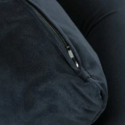 Maison Belfort Fauteuil Drysdale - Velours - Bleu marine 36 Maison Belfort Fauteuil Drysdale - Velours - Bleu marine -loftscape Boutique 1000180884 210129 13513500008 DETAILS P000000001000180884