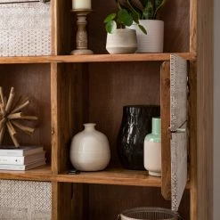 Ars manufacti Buffet haut Buuda - Partiellement en acacia massif - Écru / Acacia 18 Ars manufacti Buffet haut Buuda - Partiellement en acacia massif - Écru / Acacia -loftscape Boutique 1000182054 200227 06193100003 MOOD DETAILS P000000001000182054 mood