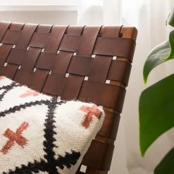 Ars manufacti Fauteuil design Bourbourg - Cuir tressé / Teck massif - marron cognac / Teck -loftscape Boutique 1000183947 200406 13490800005 DETAILS P000000001000183947