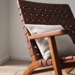 Ars manufacti Fauteuil design Bourbourg - Cuir tressé / Teck massif - marron cognac / Teck -loftscape Boutique 1000183947 200529 13234400003 DETAILS P000000001000183947