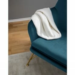 Jack & Alice Fauteuil Miena - Velours - Bleu marine 19 Jack & Alice Fauteuil Miena - Velours - Bleu marine -loftscape Boutique 1000186972 210831 12185100018 MOOD DETAILS P000000001000186972 mood