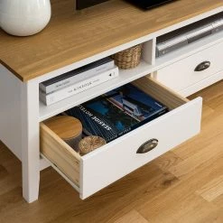 Maison Belfort Meuble TV Rivery - Pin massif - Blanc 19 Maison Belfort Meuble TV Rivery - Pin massif - Blanc -loftscape Boutique 1000187577 200312 14522700015 DETAILS P000000001000187577