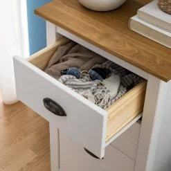 Maison Belfort Commode Rivery I - Pin massif - Blanc 23 Maison Belfort Commode Rivery I - Pin massif - Blanc -loftscape Boutique 1000187580 200312 14522800029 DETAILS P000000001000187580