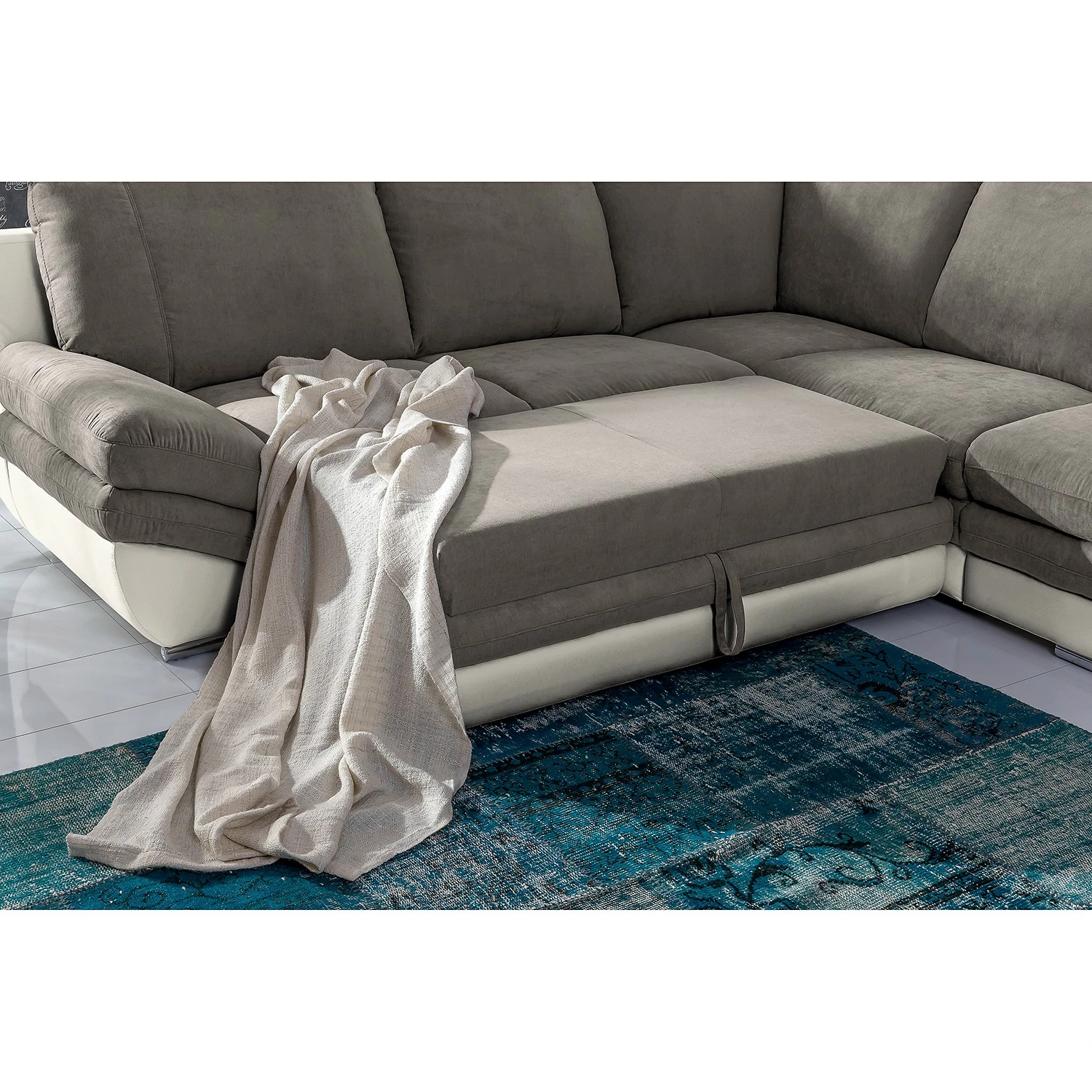 Fredriks Canapé d’angle Gerton - Blanc gris - Méridienne longue à droite (vue de face) 13 Fredriks Canapé d’angle Gerton - Blanc gris - Méridienne longue à droite (vue de face) – Image 11