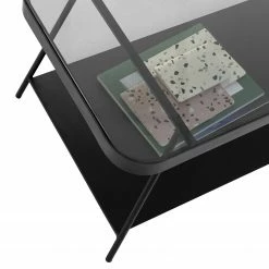 Norrwood Table basse Kisko - Verre / Métal - Gris / Noir 11 Norrwood Table basse Kisko - Verre / Métal - Gris / Noir -loftscape Boutique 1000206927 200221 16143400019 DETAILS P000000001000206927