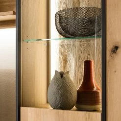 Naturoo Vitrine murale Doora - Partiellement en chêne à nœuds massif - Chêne à nœuds Bianco / Graphite -loftscape Boutique 1000207362 200317 14293200119 DETAILS P000000001000207362