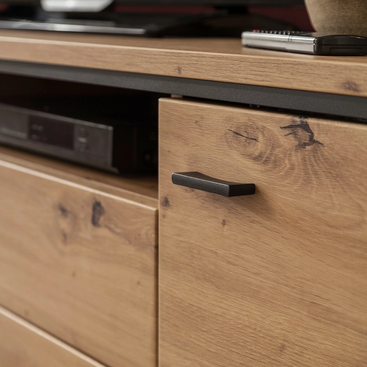 Loftscape Ensemble meubles TV Buena III (4 élém.) - Imitation planches de chêne / Anthracite 18 Loftscape Ensemble meubles TV Buena III (4 élém.) - Imitation planches de chêne / Anthracite – Image 16