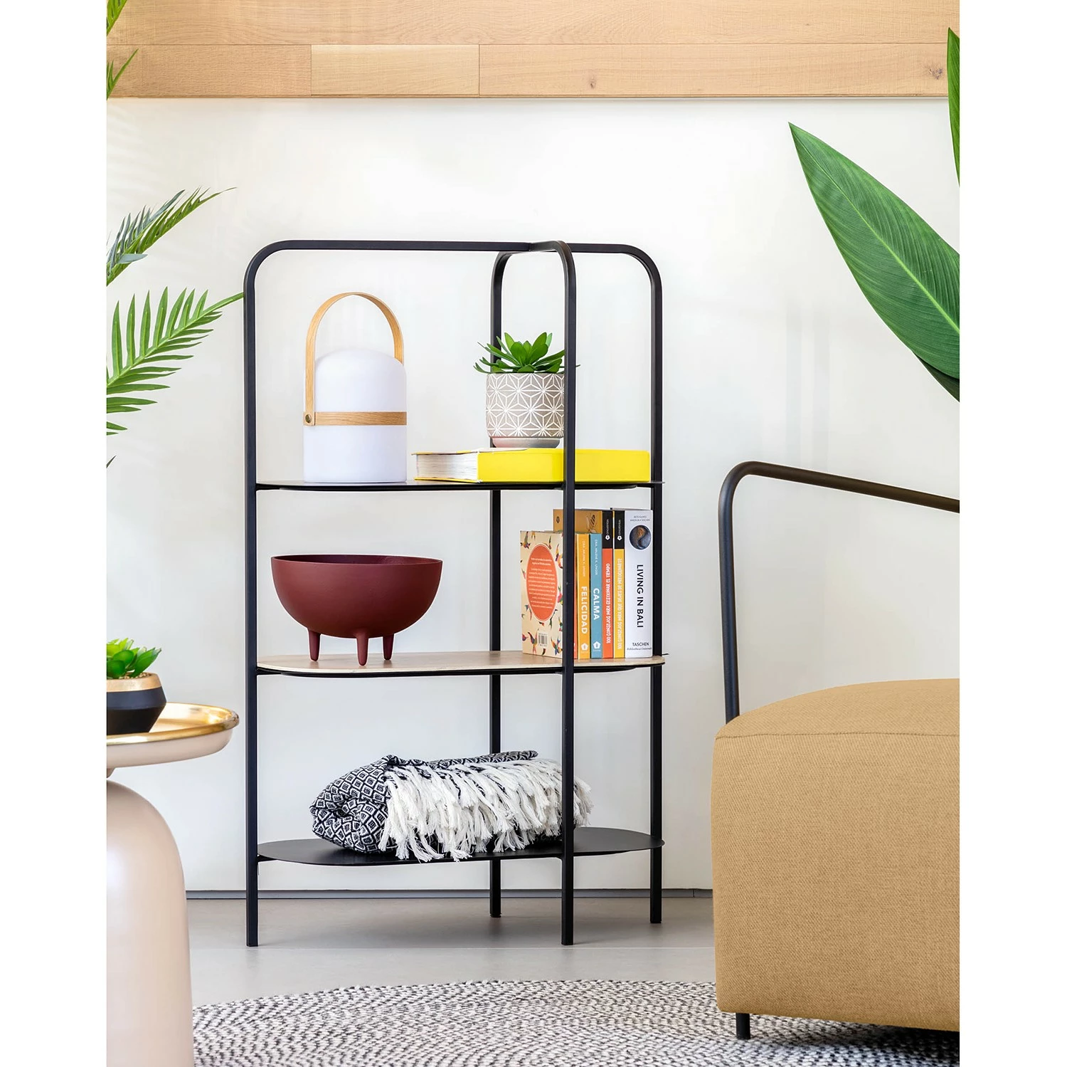 Red Living Étagère Laukaa - Acier / Placage en bois véritable - Noir / Noyer 4 Red Living Étagère Laukaa - Acier / Placage en bois véritable - Noir / Noyer – Image 2