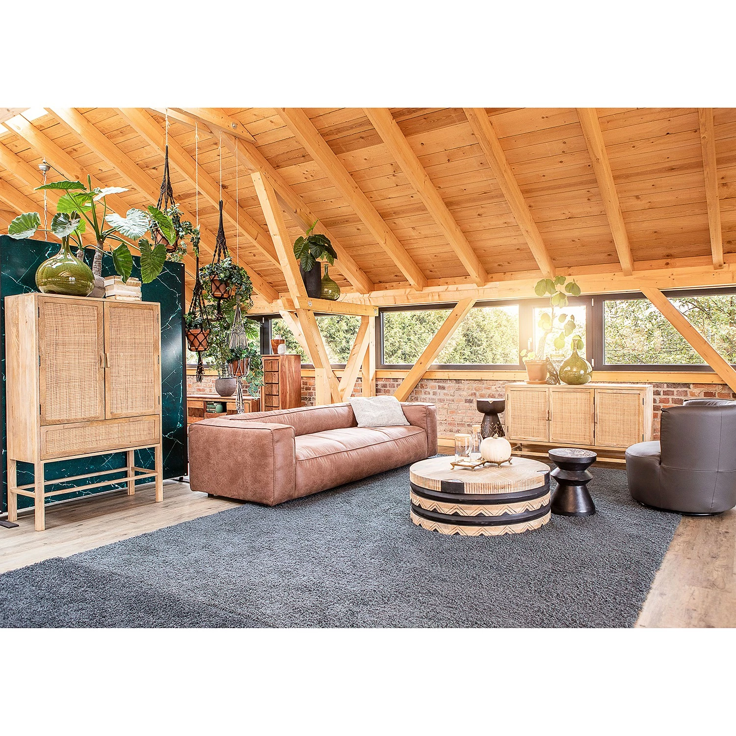 Red Living Bout de canapé Edgewood II - Manguier massif - Manguier noir / Manguier 8 Red Living Bout de canapé Edgewood II - Manguier massif - Manguier noir / Manguier – Image 6