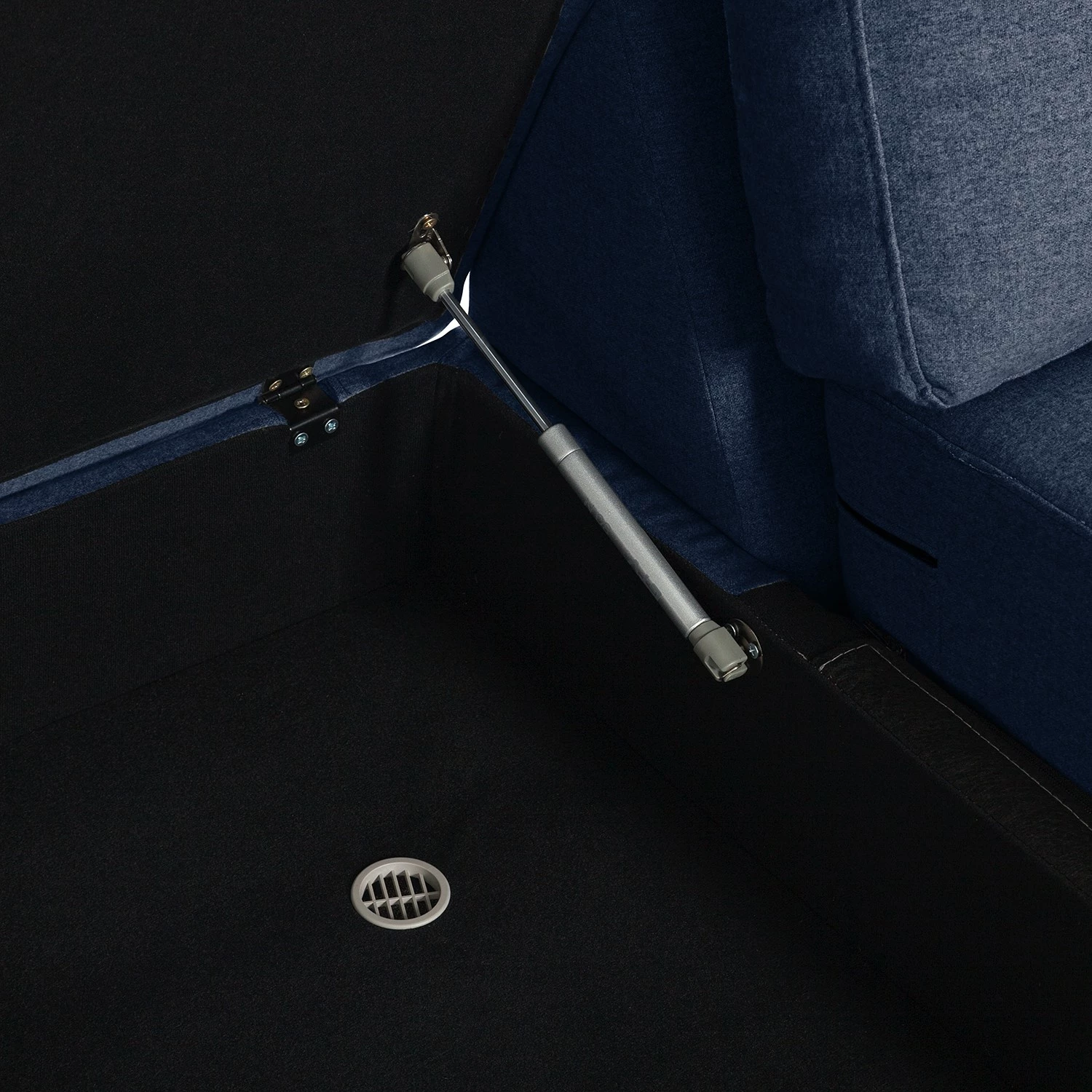 Studio Copenhagen Canapé d’angle COSO Classic ottomane - Tissu Milan : Bleu foncé - Largeur : 238 cm - Méridienne longue à gauche (vue de face) - Coffre de lit - Hêtre 25 Studio Copenhagen Canapé d’angle COSO Classic ottomane - Tissu Milan : Bleu foncé - Largeur : 238 cm - Méridienne longue à gauche (vue de face) - Coffre de lit - Hêtre – Image 23