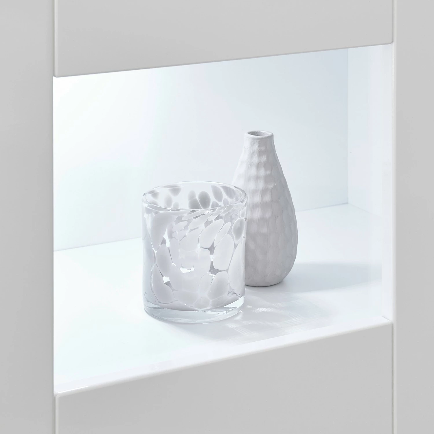 Loftscape Ensemble meubles TV Cely III (4 élém.) - Blanc brillant / Blanc mat 21 Loftscape Ensemble meubles TV Cely III (4 élém.) - Blanc brillant / Blanc mat – Image 19