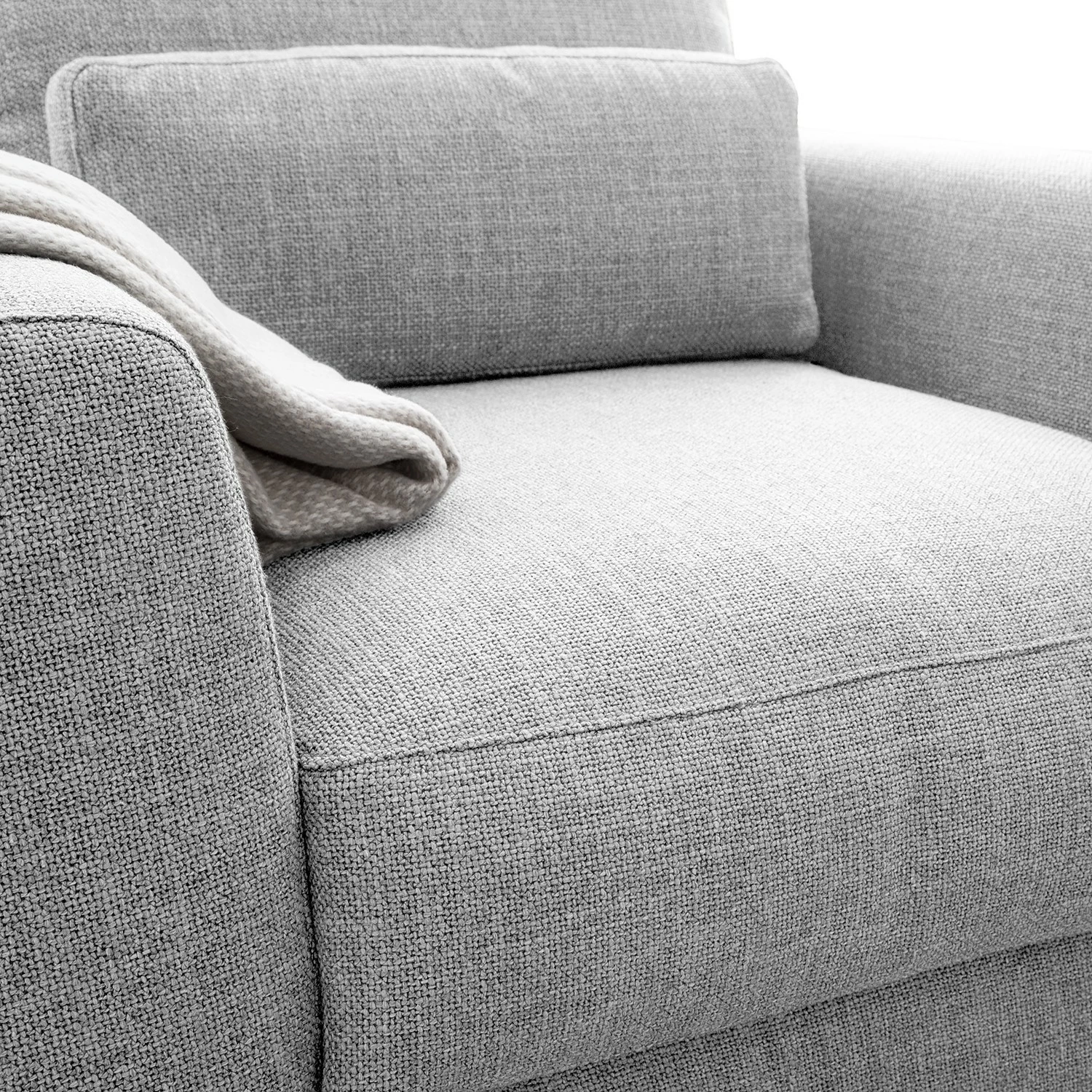 Studio Copenhagen Fauteuil Willows - Tissu Amila: Gris clair 10 Studio Copenhagen Fauteuil Willows - Tissu Amila: Gris clair – Image 8