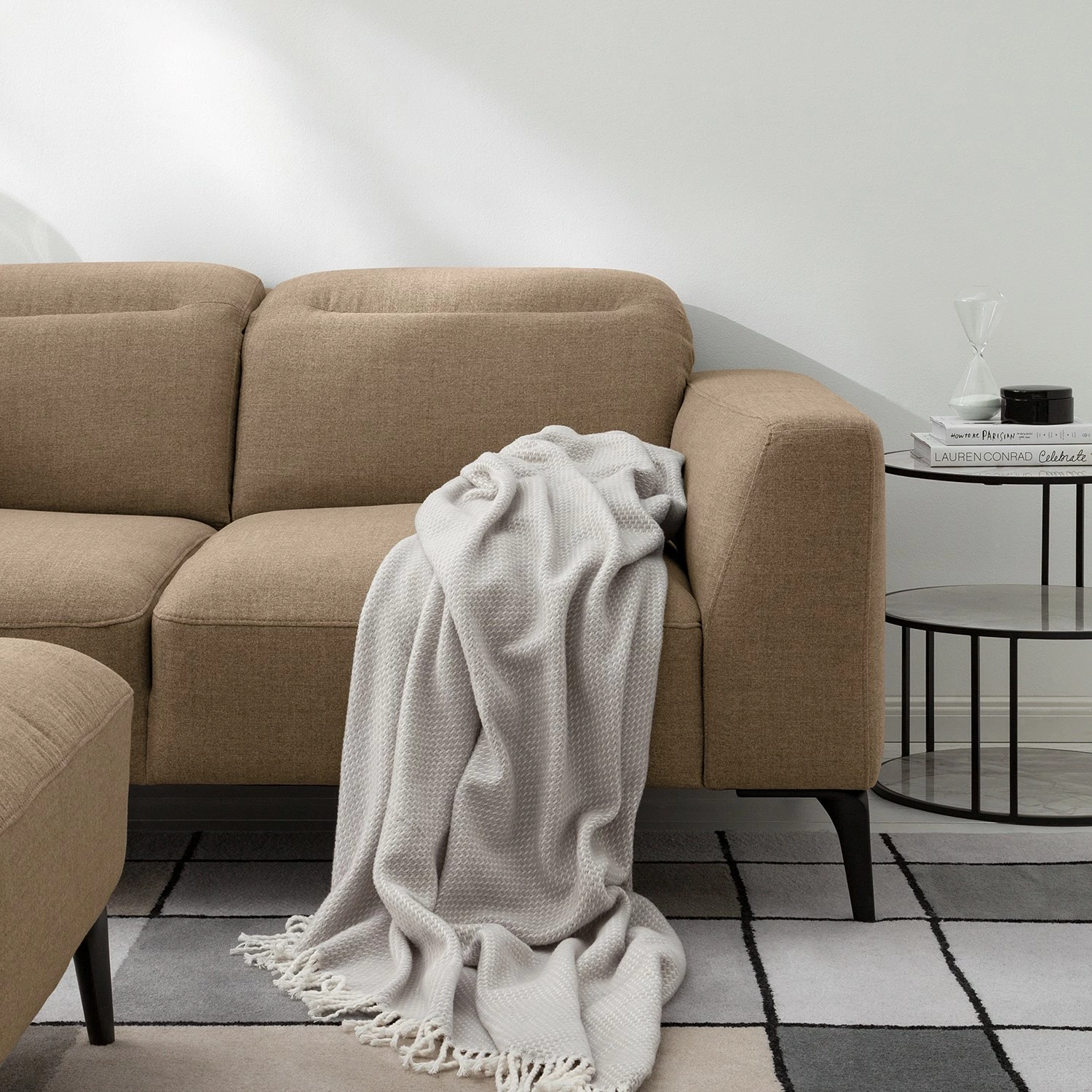 Studio Copenhagen Canapé Berrie (2 places) - Tissu Milan : Gris-Marron 12 Studio Copenhagen Canapé Berrie (2 places) - Tissu Milan : Gris-Marron – Image 10