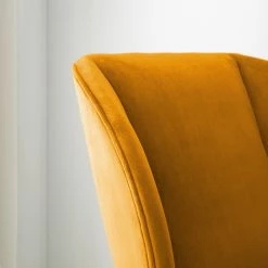 Studio Copenhagen Fauteuil Marols - Velours Shyla: Orange jaune - Chêne clair -loftscape Boutique 1000217270 210122 15291300075 DETAILS P000000001000217270