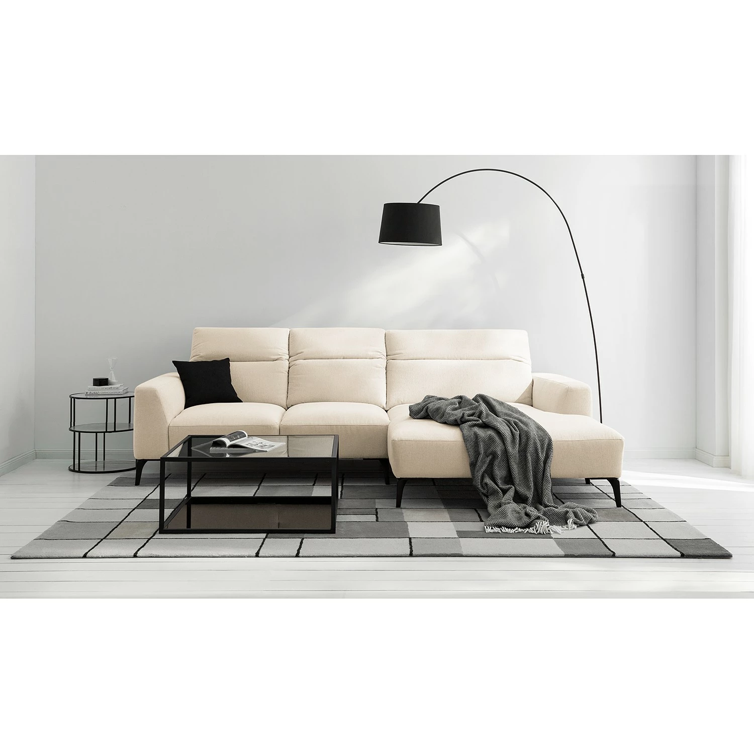 Studio Copenhagen Canapé d’angle Berrie I - Tissu Saia: Beige - Largeur : 266 cm - Méridienne courte à droite (vue de face) 6 Studio Copenhagen Canapé d’angle Berrie I - Tissu Saia: Beige - Largeur : 266 cm - Méridienne courte à droite (vue de face) – Image 4