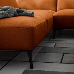 Studio Copenhagen Canapé d’angle Berrie II - Tissu Saia: Rouille - Largeur : 325 cm - Méridienne longue à gauche (vue de face) 39 Studio Copenhagen Canapé d’angle Berrie II - Tissu Saia: Rouille - Largeur : 325 cm - Méridienne longue à gauche (vue de face) -loftscape Boutique 1000217504 210215 12145600059 DETAILS P000000001000217504