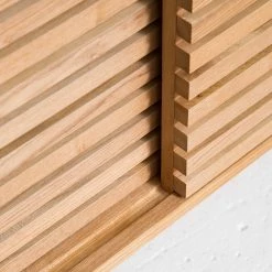 Studio Copenhagen Meuble TV Saido - Frêne massif -loftscape Boutique 1000218017 210429 08220000006 DETAILS P000000001000218017