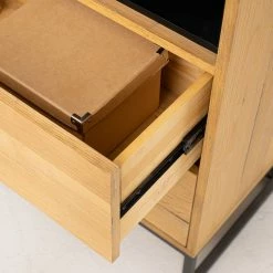 Studio Copenhagen Buffet haut Flox - Placage en bois véritable / Métal -Chêne / Noir -loftscape Boutique 1000218128 211020 14273900061 DETAILS P000000001000218128