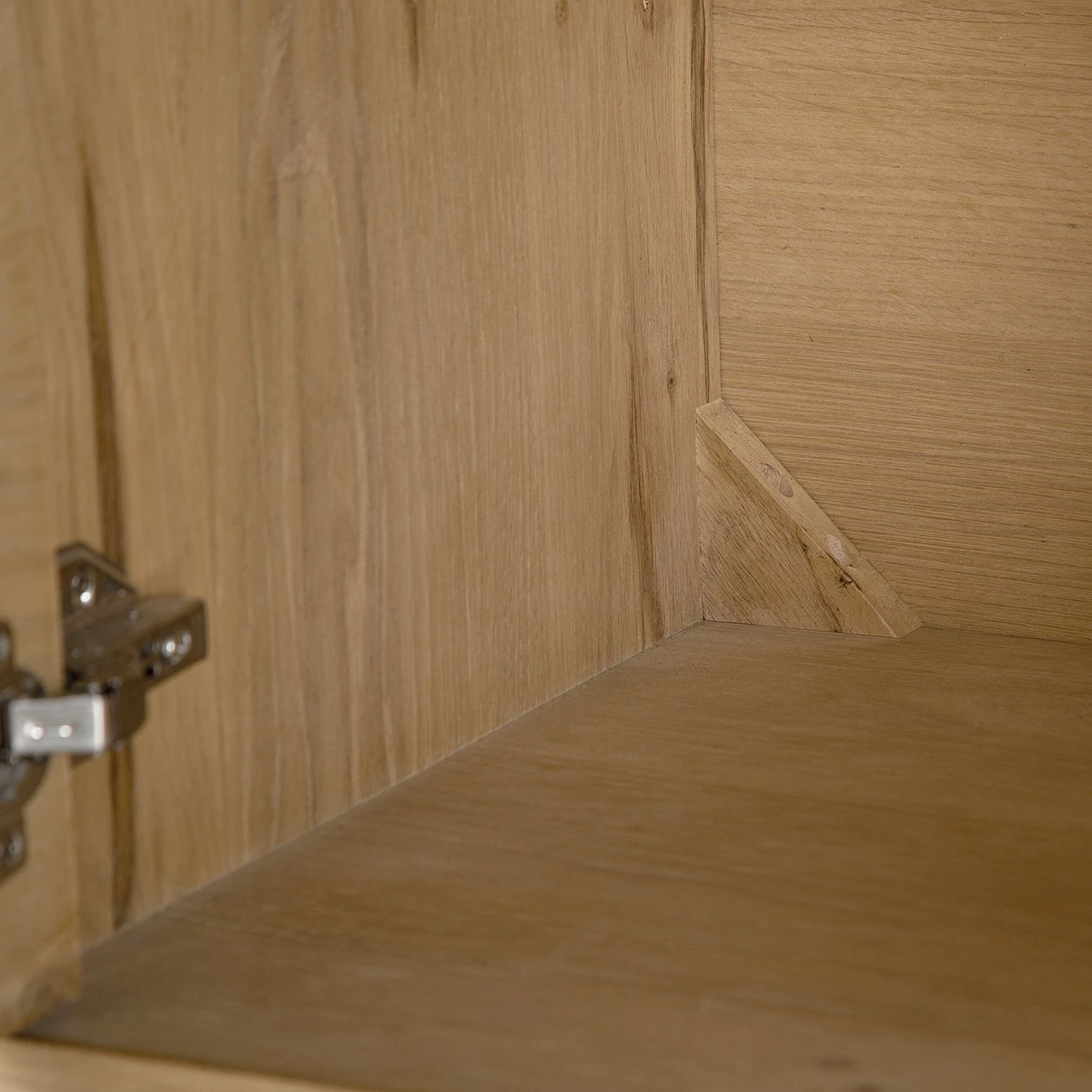 Studio Copenhagen Meuble TV Flox II - Placage en bois véritable / Métal -Chêne / Noir 12 Studio Copenhagen Meuble TV Flox II - Placage en bois véritable / Métal -Chêne / Noir – Image 10