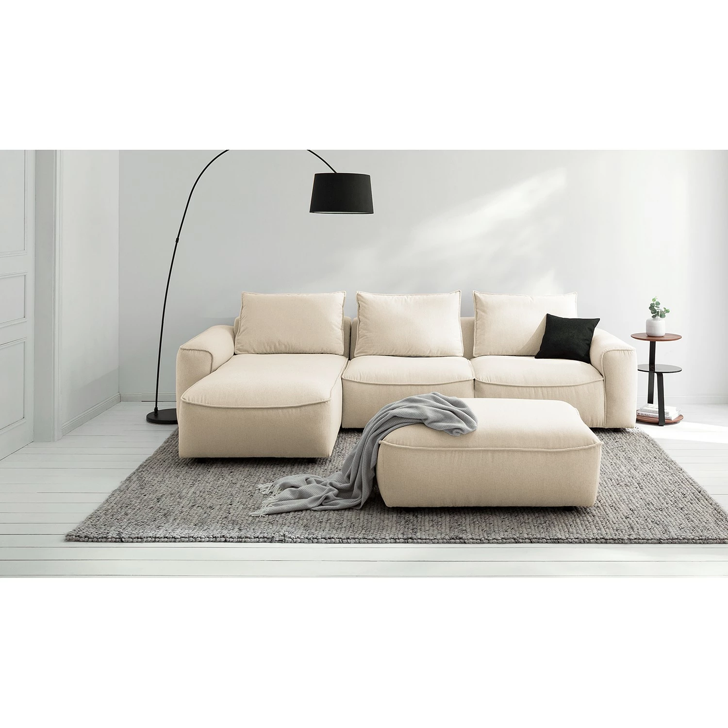 Studio Copenhagen Canapé d’angle Buckley II - Tissu Saia: Beige - Méridienne courte à gauche (vue de face) 4 Studio Copenhagen Canapé d’angle Buckley II - Tissu Saia: Beige - Méridienne courte à gauche (vue de face) – Image 2