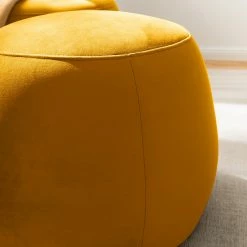 Loftscape Repose-pieds Lovelock - Velours Ravi: Jaune moutarde 19 Loftscape Repose-pieds Lovelock - Velours Ravi: Jaune moutarde -loftscape Boutique 1000227486 210316 14290600013 DETAILS P000000001000227486