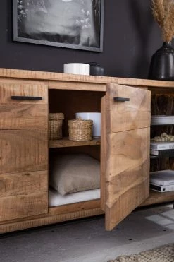 Ars Natura Buffet Roody - Avec éclairage - Acacia massif / Métal - Acacia / Noir 27 Ars Natura Buffet Roody - Avec éclairage - Acacia massif / Métal - Acacia / Noir -loftscape Boutique 1000238181 220420 052 DETAILS P000000001000238181