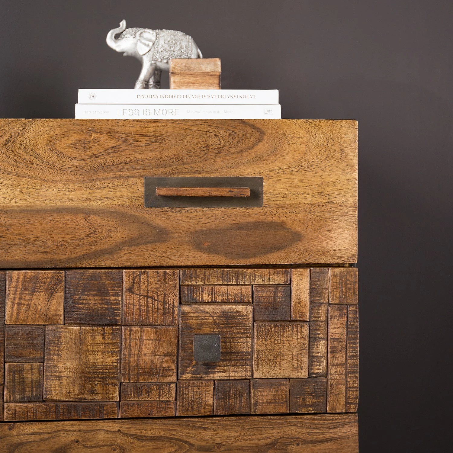 Wolf-Möbel Commode Bazac - Acacia massif - Acacia / Gris foncé 6 Wolf-Möbel Commode Bazac - Acacia massif - Acacia / Gris foncé – Image 4